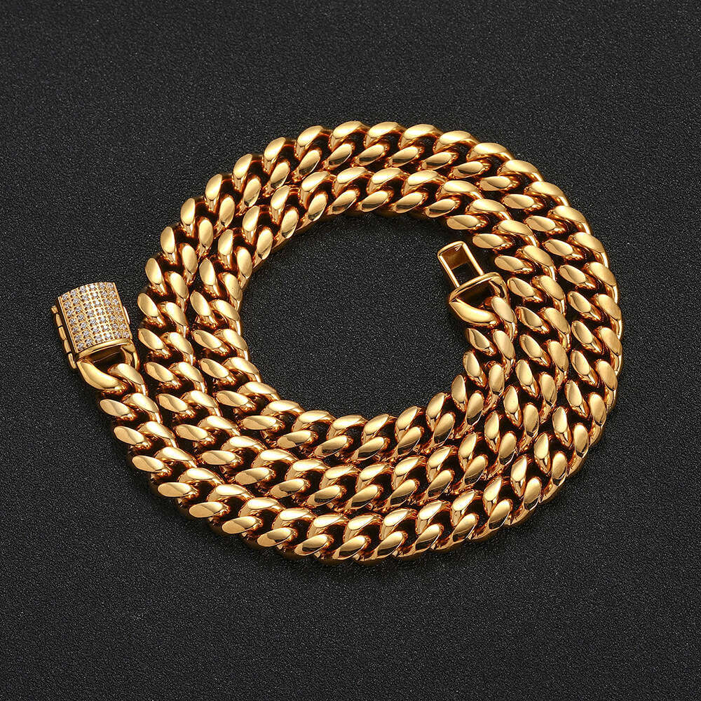Hip Hop Stainless Round Polished Encrypted Cuban Chain Vacuum Plated Zircon Flip Clasp Titanium Steel Necklace 8602