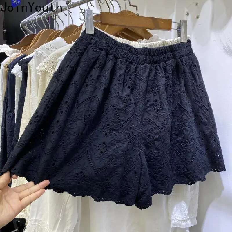 Vintage Pantalones Cortos De Mujer Summer Shorts for Women Cotton Hollow Out Lace Embroidery Short Mujer Korean Wide Leg Pants
