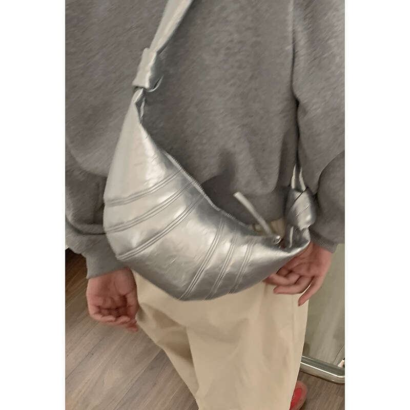 designer bag French Style Niche Texture Underarm for Women 2024 New Dumpling Fashion Single Shoulder Crossbody Bag
