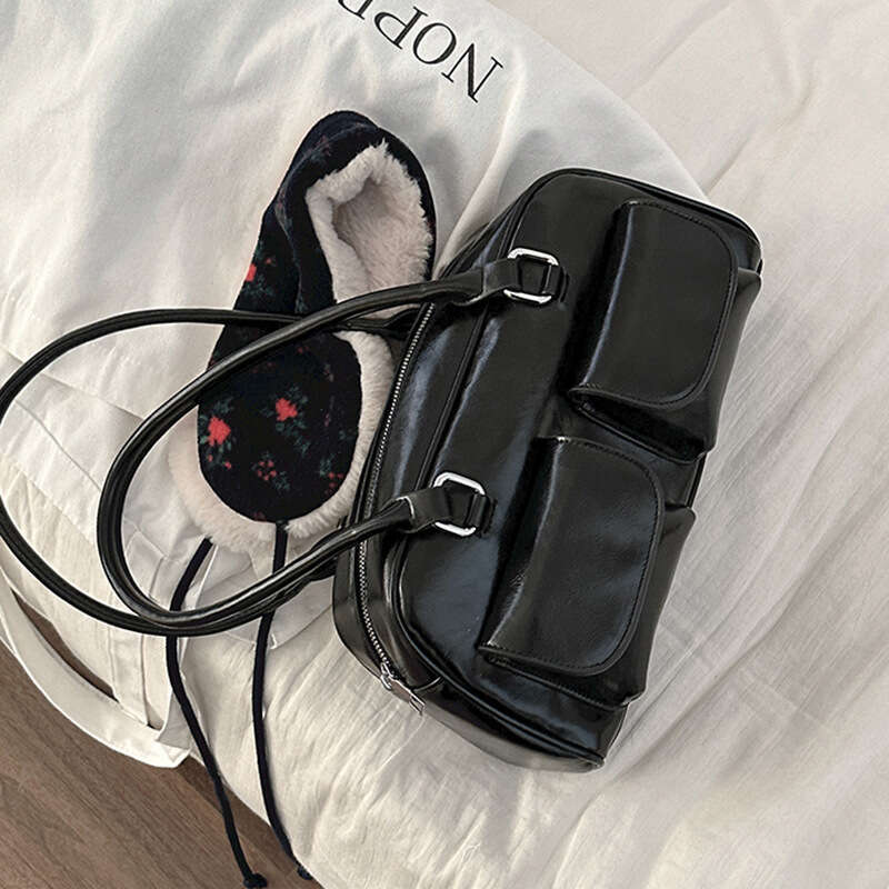 Textured Suede Commuter for Women 2023 New Niche Fashion Underarm designer bag Bag Large Capacity Handbag