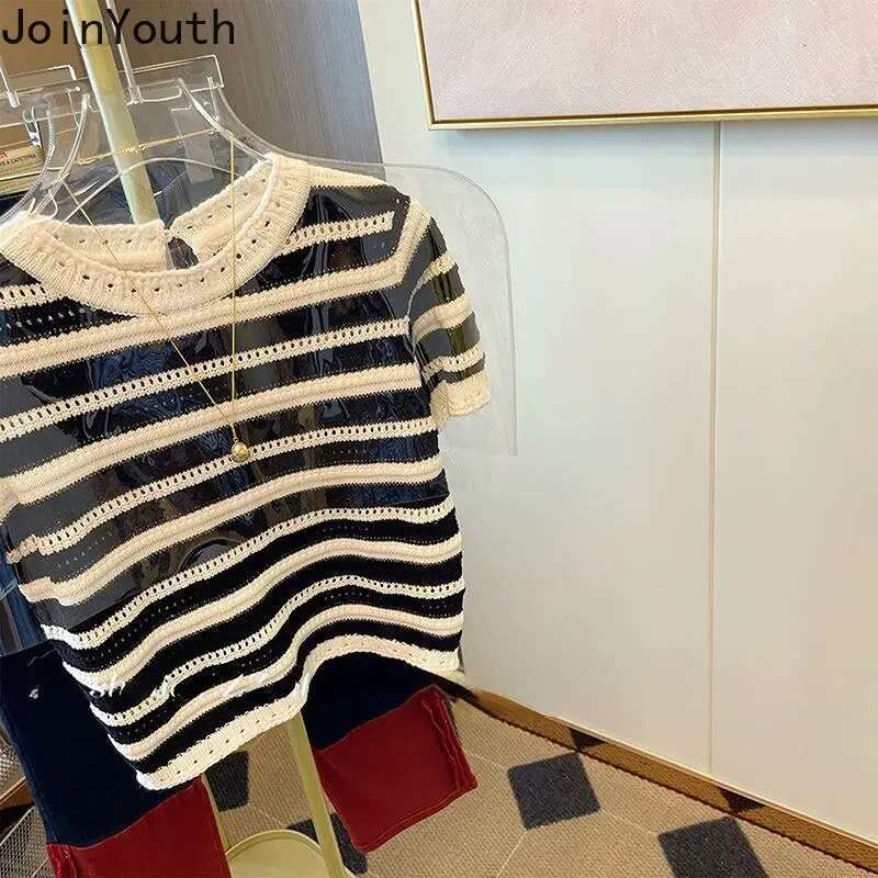 Striped Tshirts Women Clothing O-neck Short Sleeve Summer Tees Fashion Hollow Out Knitted Casual T Shirts Tops 2025 Ropa Mujer