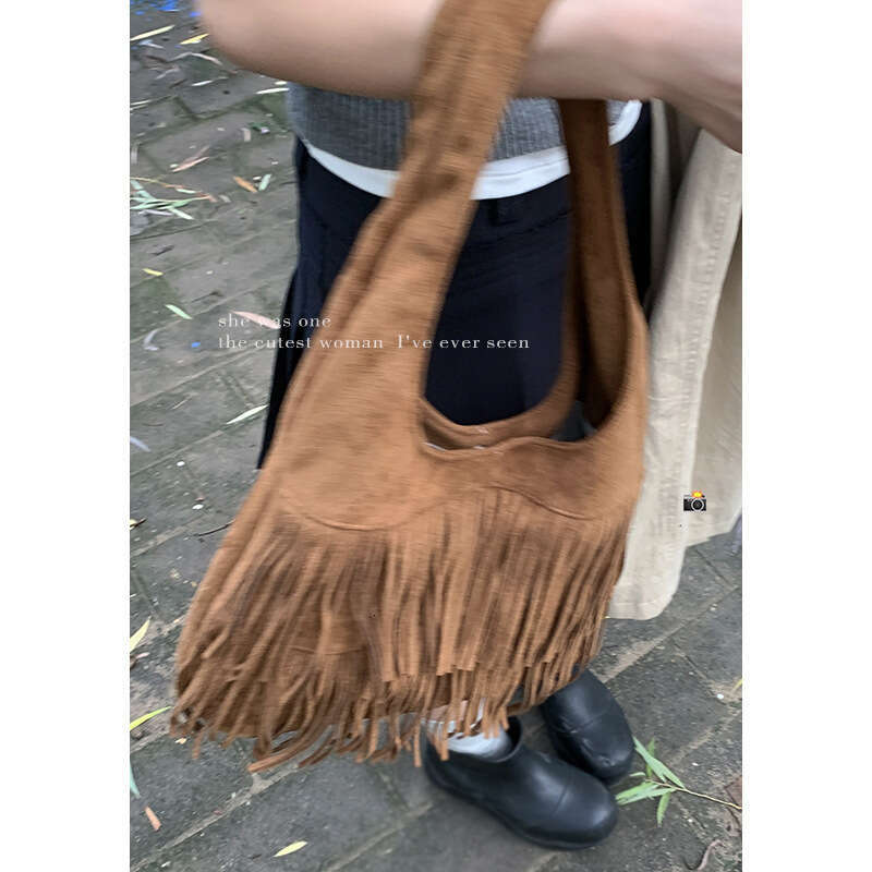 designer bag Milad Style Autumn Tassel for Women 2024 New Suede Tote Large Capacity Underarm Bag