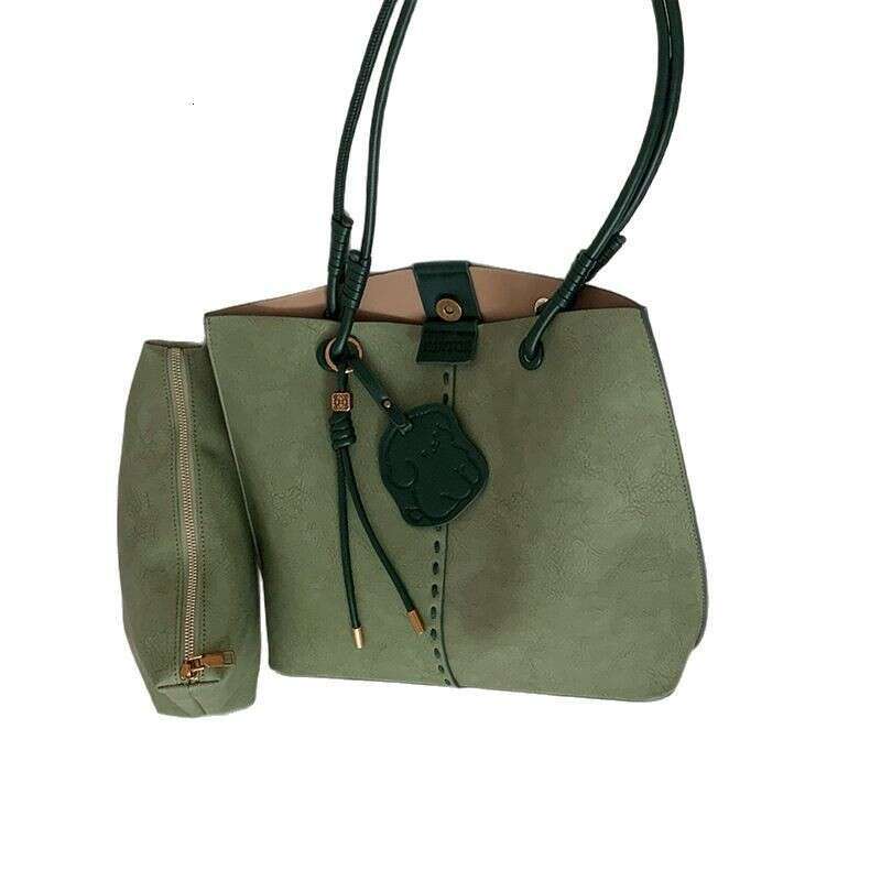designer bag High-End Large Capacity for Women 2025 New Fashion Tote Textured Simple Shoulder Commuter Bag