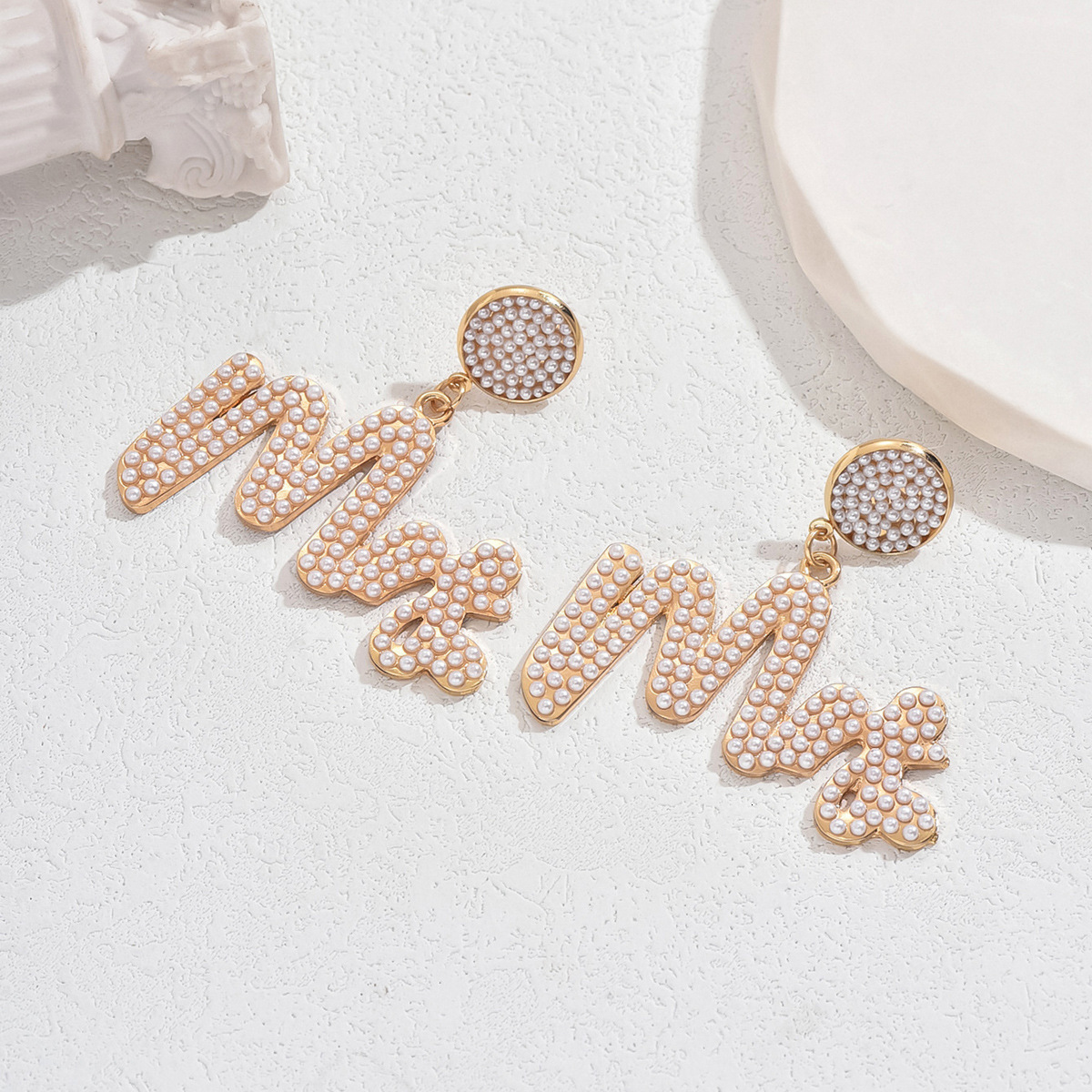Sweet Co Girl Style Inlaid With Pearls Studs Personality English Letter Design Earrings