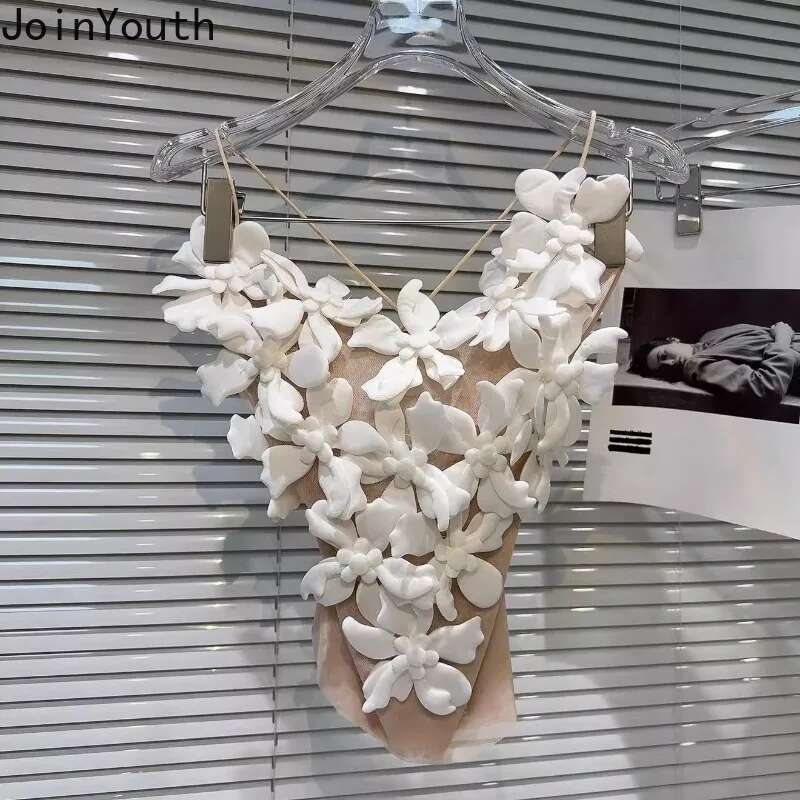 2025 Ropa Mujer 3D Floral Sweet Tanks Crop Tops Womens Clothing Sexy Backless Sling Vest Summer Tees Temperament Korean Camis