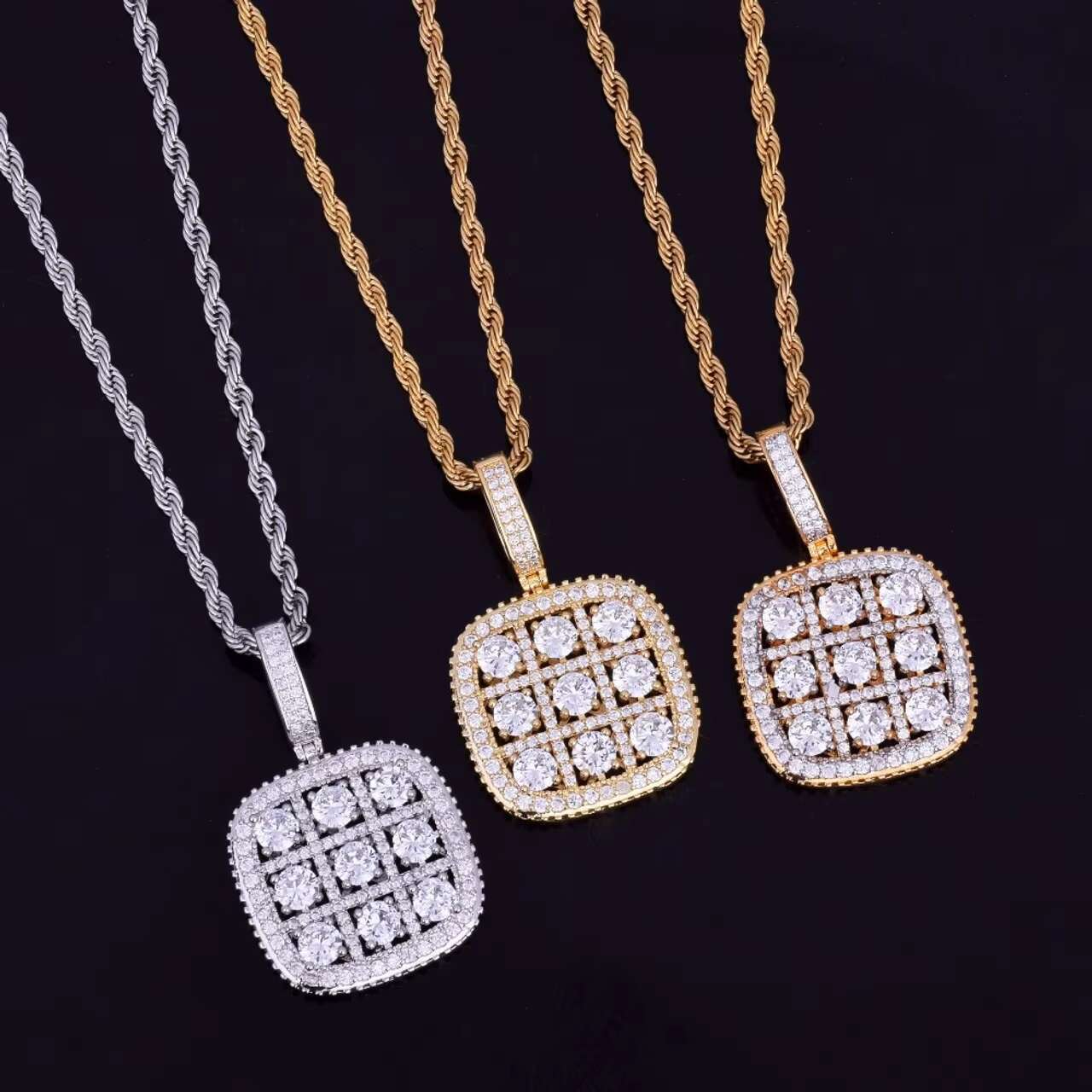 New Arrival Luxury 18K Gold .925 Silver Square Solitaire Pendant Hip Hop Style Moissanite Necklace Flooded Ice Style