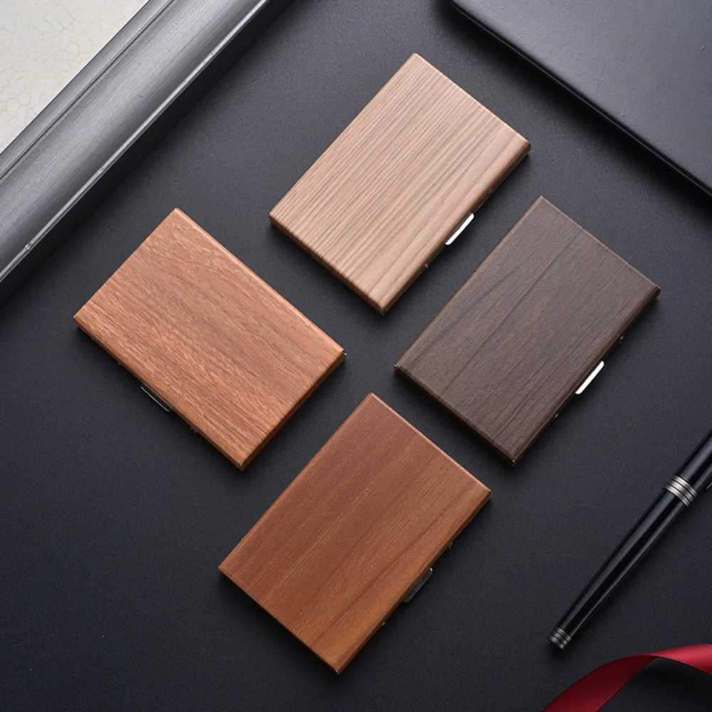 New Business Holder Business Card Box Stainless Steel Card Holder Men and Women Metal Ultra-thin Bank Cardholder Z250621