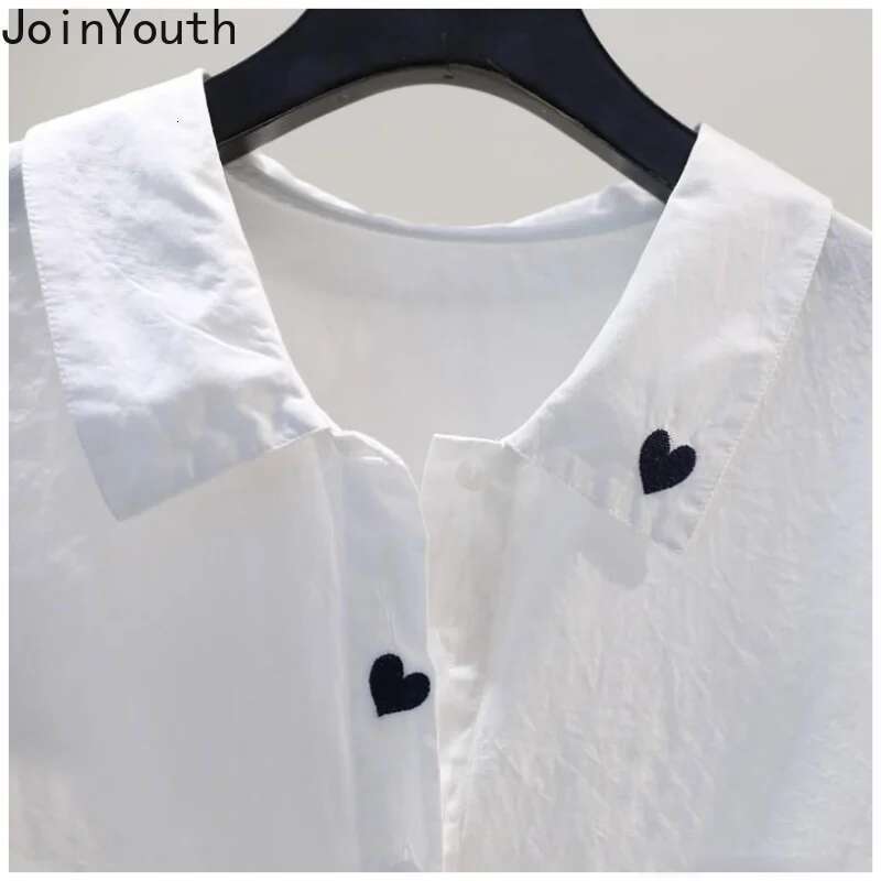 White Blouse Women Turndown Collar Embroidery Cotton Shirts Loose Fashion Sweet Summer Blouses Tops 2025 Blusas Mujer De Moda