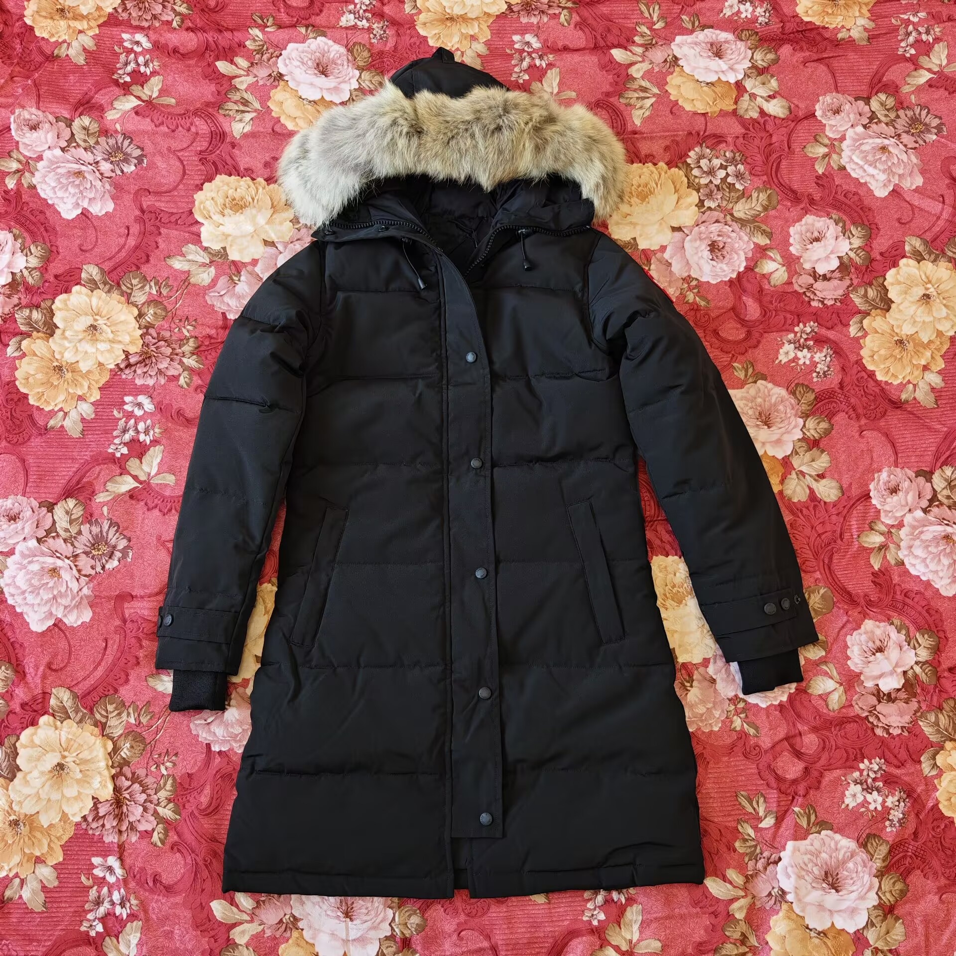 Puffer Jackets Womens Designer Real Wolf Fur Outdoor Windbreaker Jassen Outerwear Hooded Fourrure Manteau Down Jacket Coat Parka Doudoune jassen