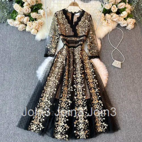 Elegant Party Dresses for Women 2025 Vestidos De Mujer Temperament Robe Femme V-neck Tunic Embroidery Floral Vintage Maxi Dress