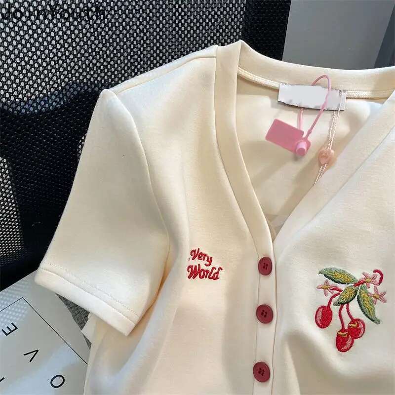 Woman T Shirts V-neck Letter Cherry Embroidery Summer Tees Short Sleeve Bottoms Casual Vintage Tops Chic Casual Oversized Tshirt