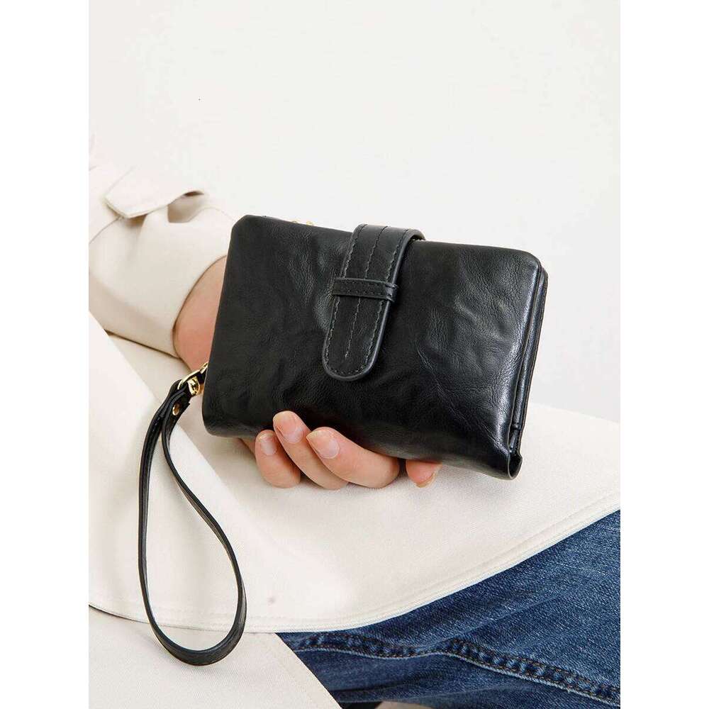 Retro short style small wallet, women's 100% PU leather folding wallet with multiple card slots and zipper pockets