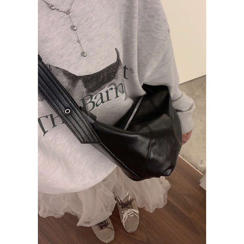 Niche Underarm for Women 2024 designer bag New Large Capacity Dumpling Simple Versatile Shoulder Crossbody Bag