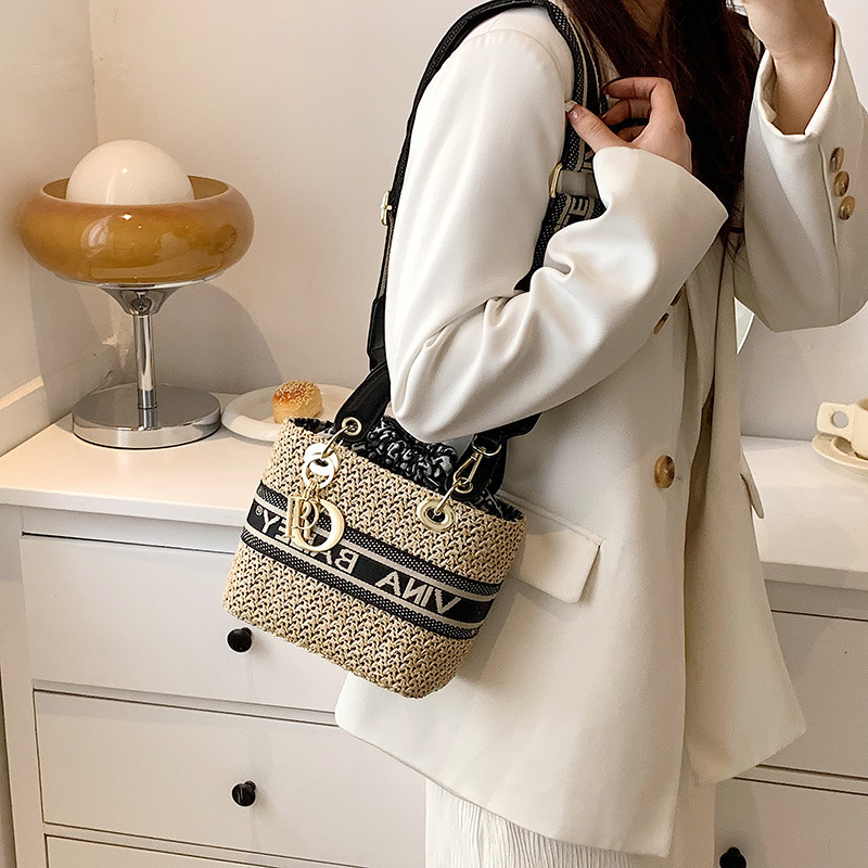 Free Shipping Trendy Fashion Woven Handbag Designer For Women 2025 Summer New Wide Shoulder Strap Straw Luxury Bag Single Shoulder Bag Vegetable Blue
