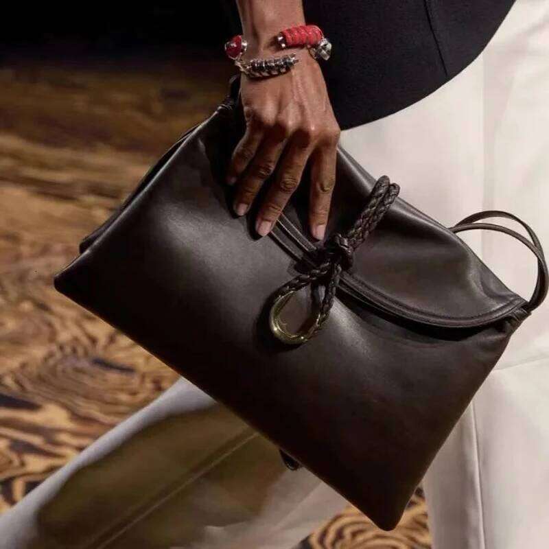 2025 Personalized Custom Genuine Leather Flip Handbag Women's Envelope Bag With Straps For One Shoulder Strap