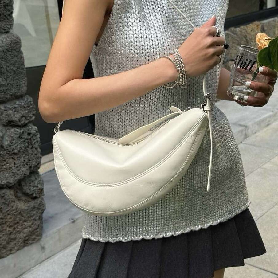 Free shipping fashion designer bag Luxury Top Layer Sheepskin Shoulder Genuine Leather Women s High end Fashion Versatile Crossbody Casual Commuter Sm