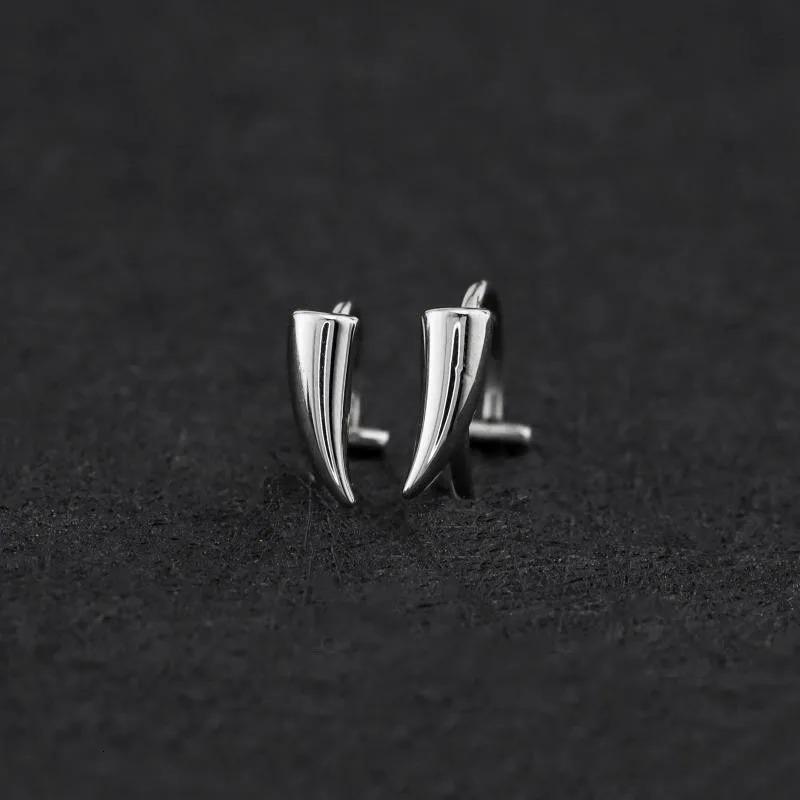 1pair Stainless Steel Personalised Sharp Teeth Piercing Lip Ring Punk Exaggerated Jewelry for Women Gothic Body 250613
