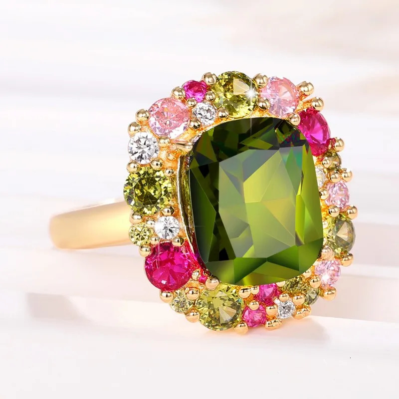 Huitan Gorgeous Green Cubic Zirconia Ladys Rings ly ned Colorful CZ Wedding Anniversary Party Fashion Jewelry for Women 250617