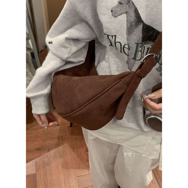 Deerskin Crossbody for Women, Autumn designer bag Winter 2024 New Korean Style Simple Dumpling Bag, Versatile Shoulder Underarm Bag
