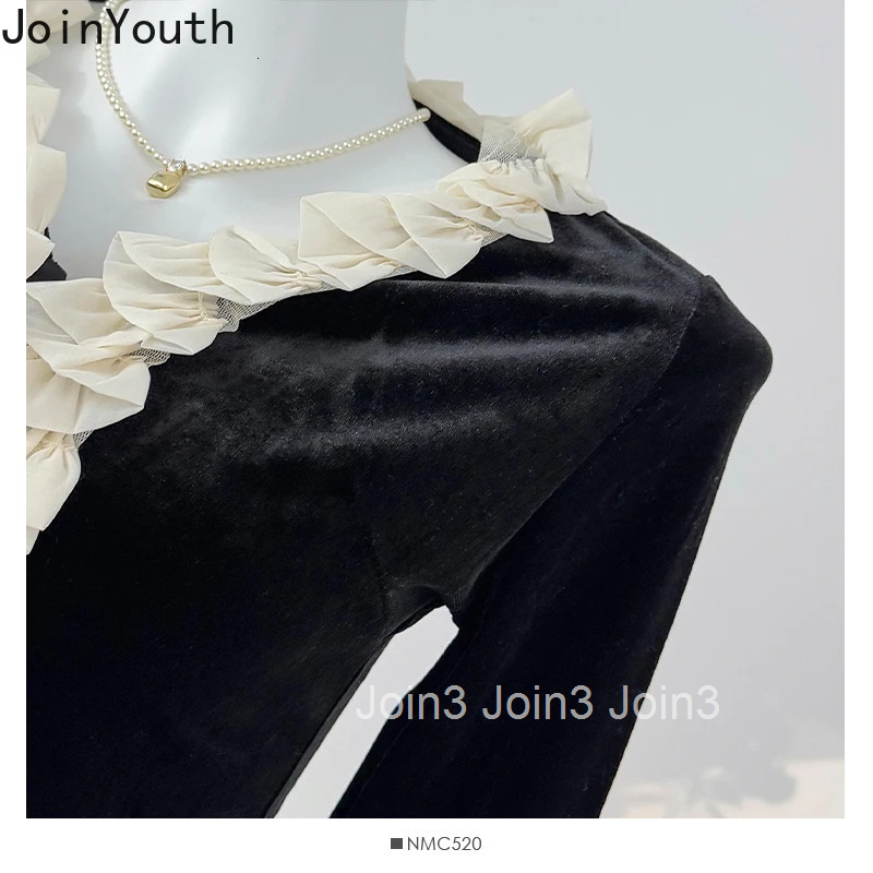 Vintage Blouses 2025 Women Clothing V-neck Long Sleeve Slim Fit Velvet Shirts Camisas De Mujer Fashion Korean Blouse Tops Female