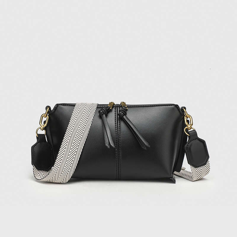 Z Brand Shell 2025 New Women's Simple Crossbody Versatile Fashion Commuter Shoulder Small Bag