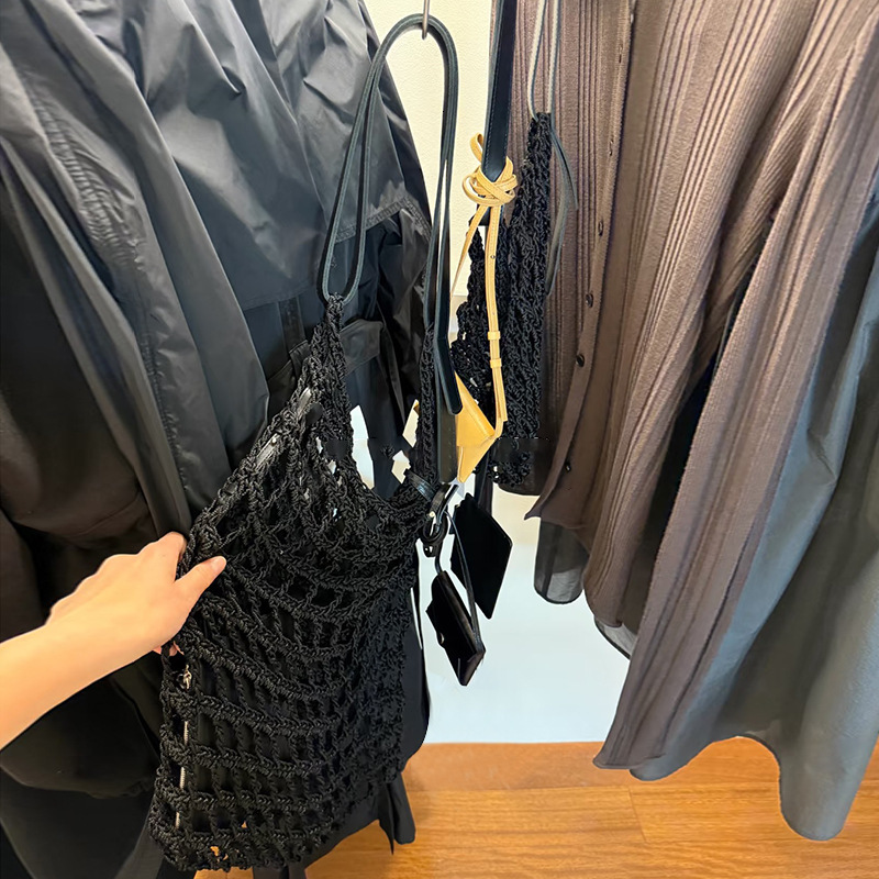 Free shipping designer bag 2025 New Simple Versatile Shoulder Bag Crossbody Bag Women Bag Mesh Bag Shopping Bag Korean Casual Bag Personality Trend