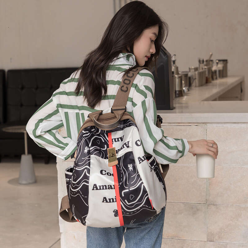 Ethnic Style for Women 2025 New Fashion Commuter Oxford Cloth Ladies Backpack Casual Travel Bag