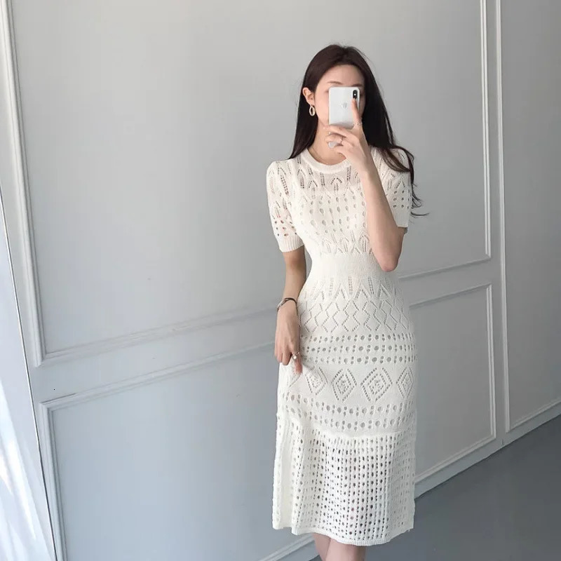 Summer White Short Sleeve Hollow Out Knitted Dress Ice Silk Waist Cinching Slimming Fashionable A-Line Skirt Womens Style 250617