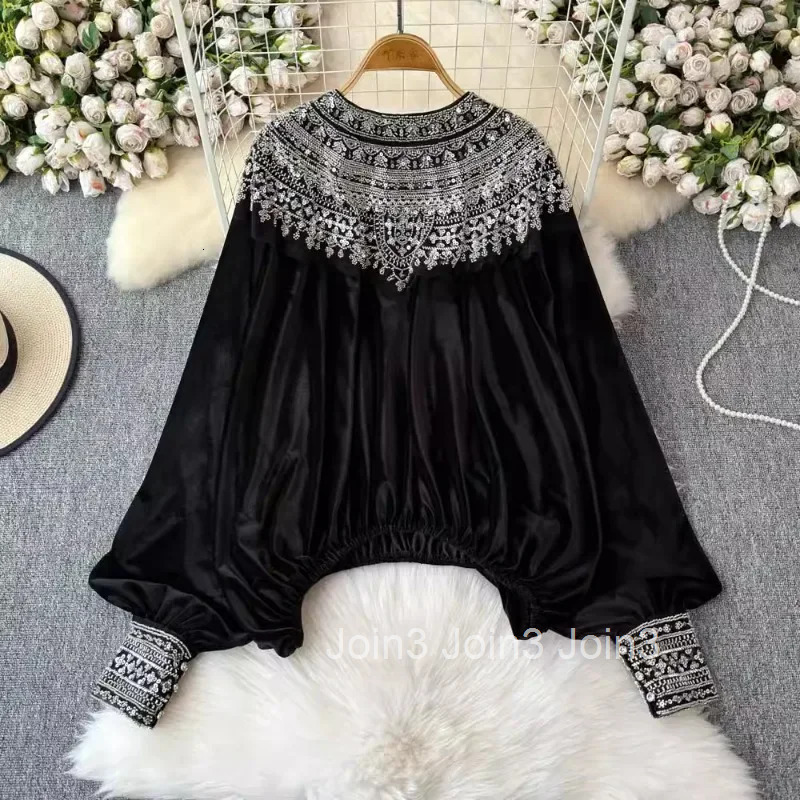 Vintage Blouses Womens Clothing Sequin Velvet Shirts 2025 Blusas De Mujer Temperament Lady Tops Loose Fashion Korean Blouse