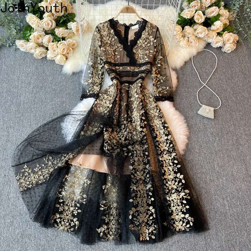 Elegant Party Dresses for Women 2025 Vestidos De Mujer Temperament Robe Femme V-neck Tunic Embroidery Floral Vintage Maxi Dress