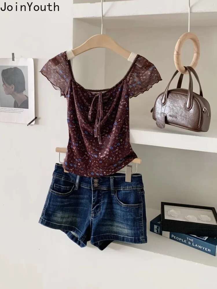 Print Sweet Tshirts Womens Clothing V-neck Short Sleeve Tees 2025 Ropa Mujer Vintage T-shirt Bandage Tunic Summer Crop Tops