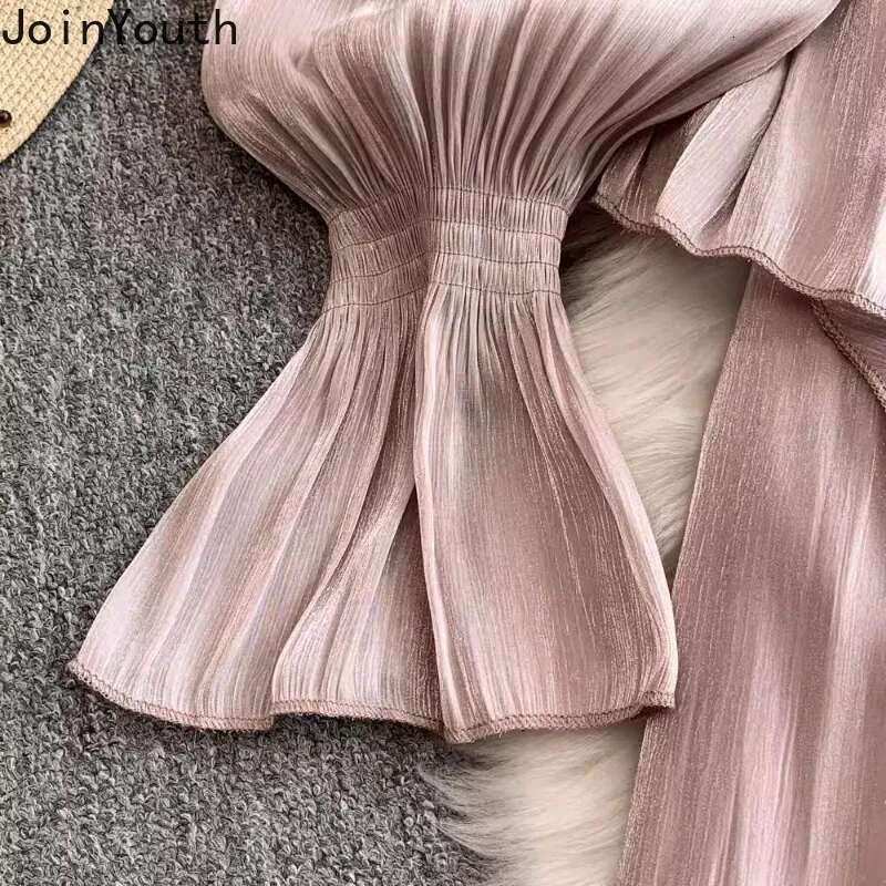 Temperament Robe Femme V-neck Flare Sleeve Dresses for Women 2025 Vestidos De Mujer Chic Diamond Ruffles Elegant Pleated Dress