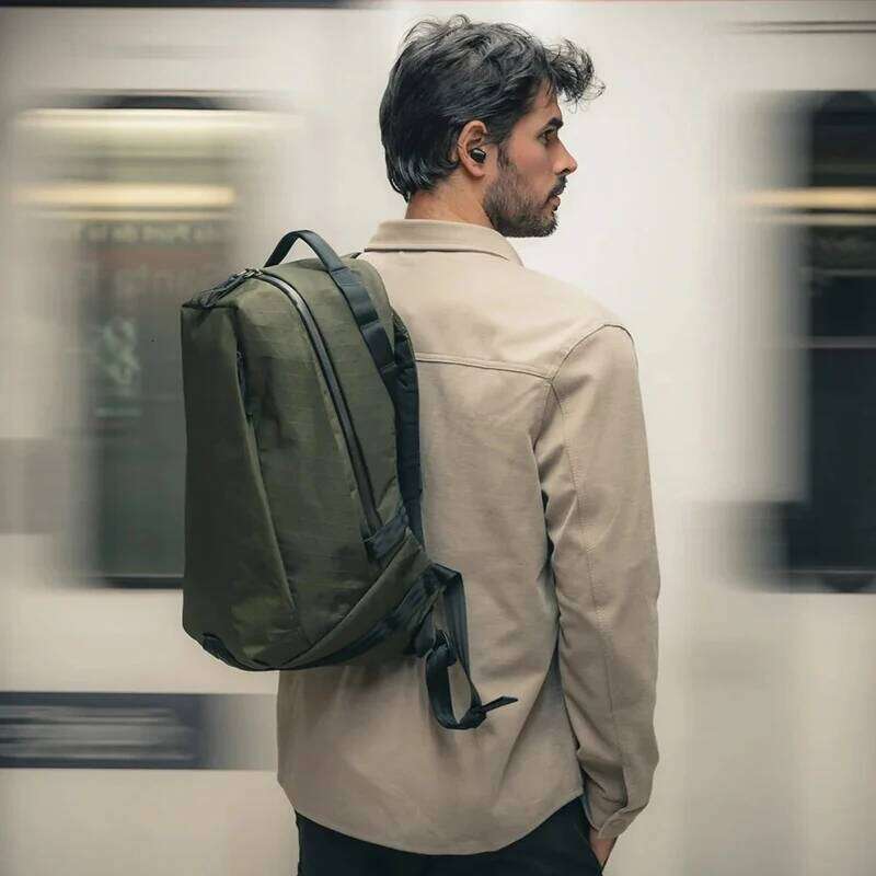 Outdoor 21L Lightweight Hiking Backpack, Camping, Cycling, Climbing Travel Waterproof Backpack