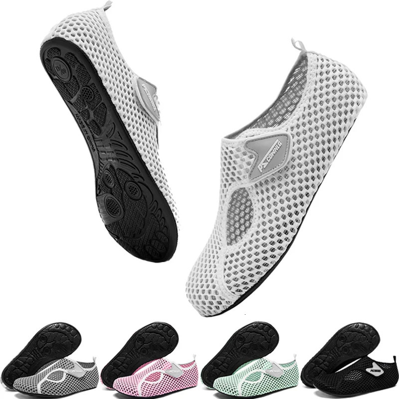 Unisex outdoor water shoes Comfortable quick drying beach socks Barefoot Men women Swimming sneakers Yoga casual 250612