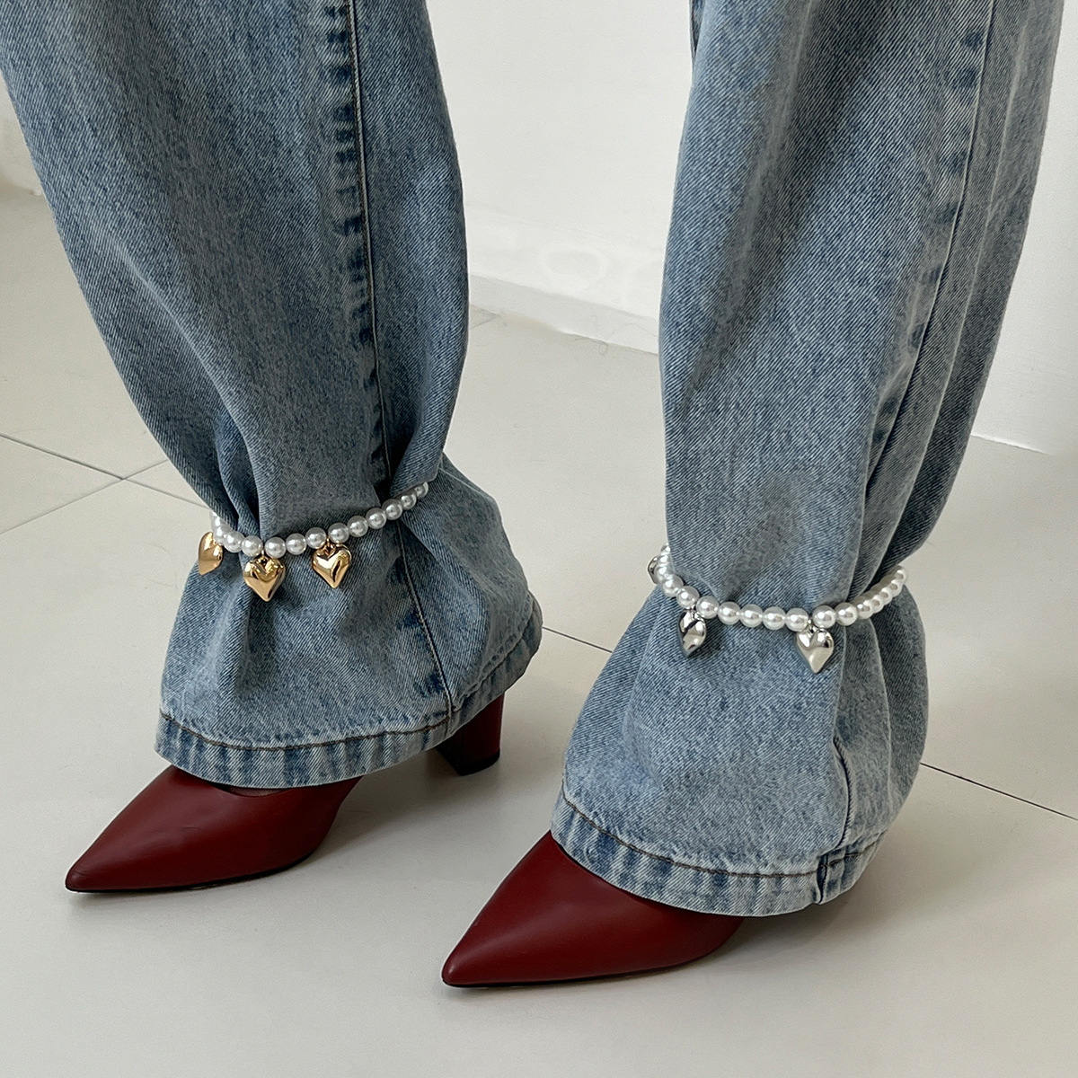 European and American Style Imitation Pearl Beaded Denim inspired Ankle Chain with High end Heart Pendant