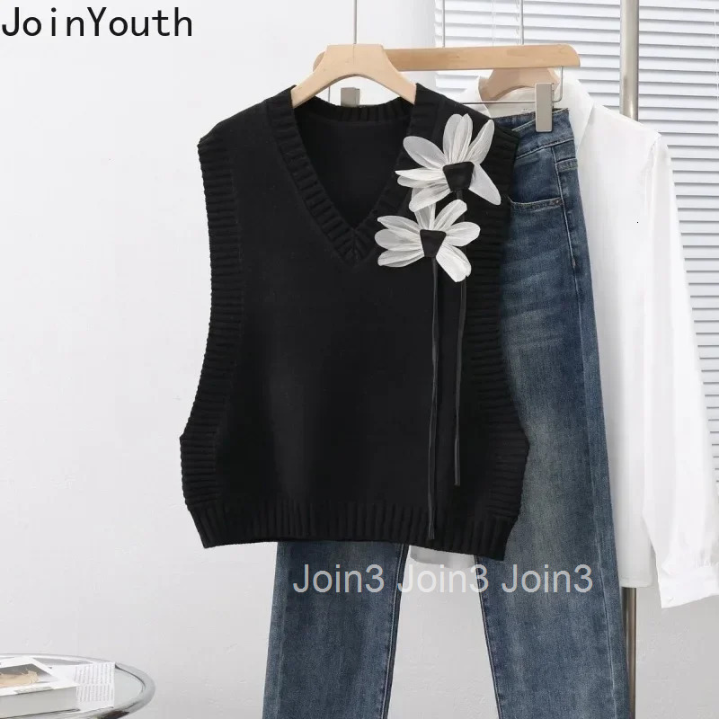 2025 Ropa Mujer Knitted Vest Sweater for Womens V-neck 3D Floral Sleeveless Waistcoat Crop Tops Casual Vintage Fashion Tanks