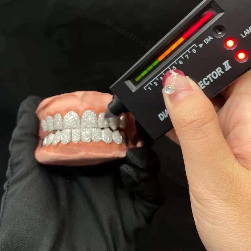VVS Moissanite Lab Grown Diamond Custom S925 Silver 10K 14K 18K Solid Gold Grillz Teeth Iced Out Grillz for Men