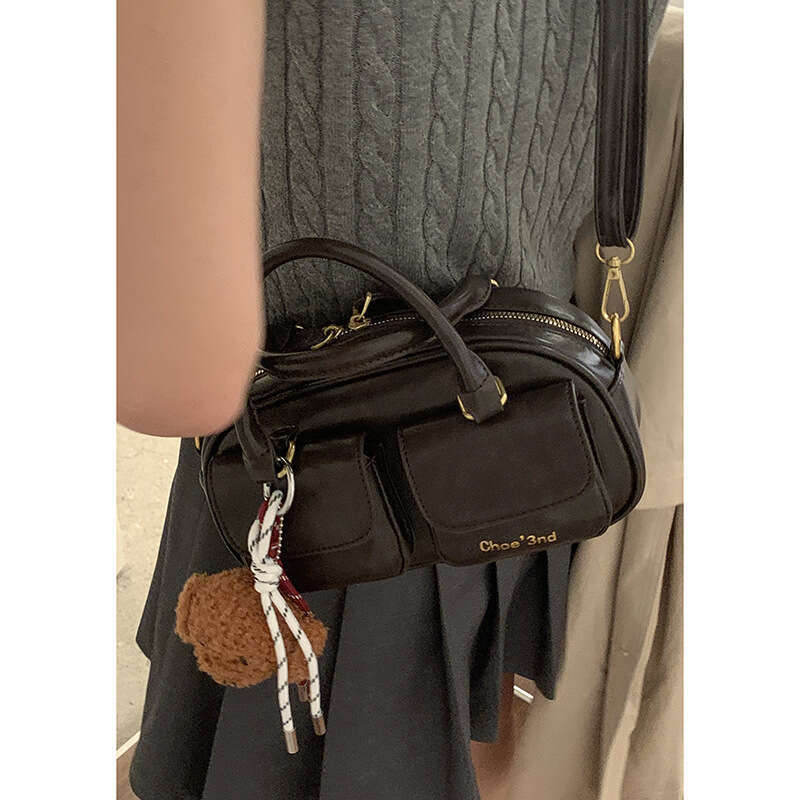 Niche Texture Bowling Ball for Women 2024 New Fashion Handheld Pillow Single designer bag Shoulder Crossbody Bag