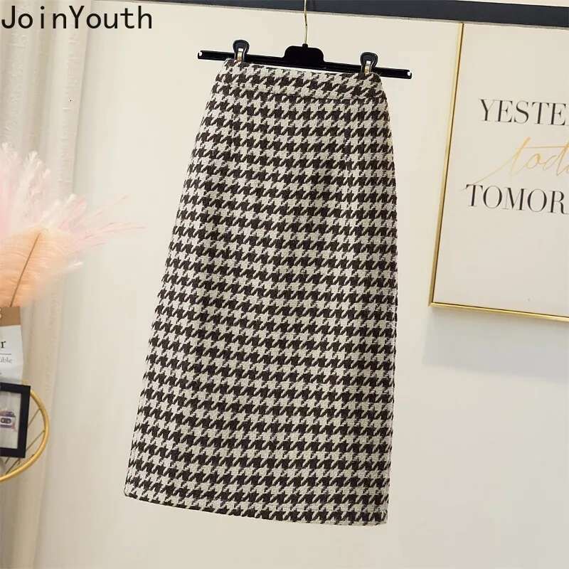 Woolen Plaid Skirt Women Clothing 2025 Faldas Mujer De Moda High Waist A-line Thicked Vintage Jupe Chic Korean Bodycon Skirts