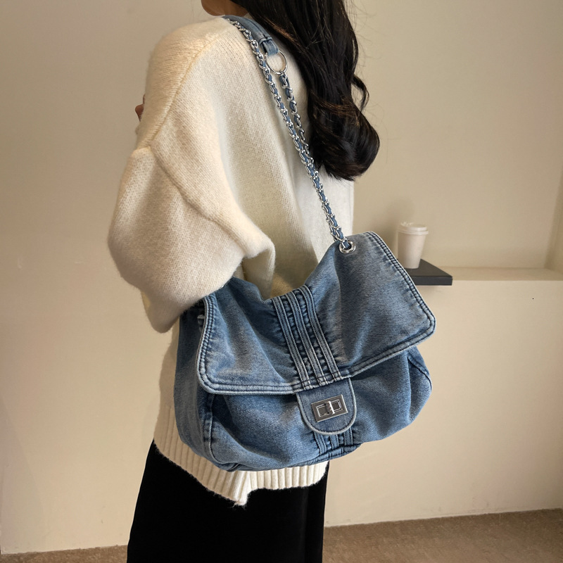 Free Shipping Designer Bag Denim Fabric Bag For Women 2024 New Fashion Large Capacity Chain Shoulder Bag High-end Feel For Class And Commute Luxury Ba