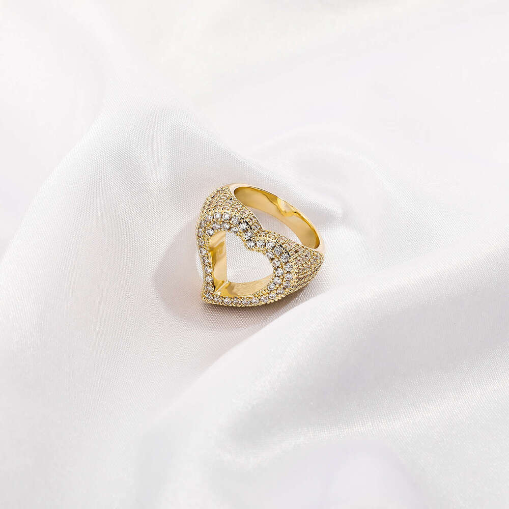 Hollow Heart Zircon Personality Hip-Hop Couple Ins Internet Celebrity Fashion Sense Ring