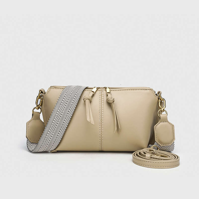 Z Brand Shell 2025 New Women's Simple Crossbody Versatile Fashion Commuter Shoulder Small Bag
