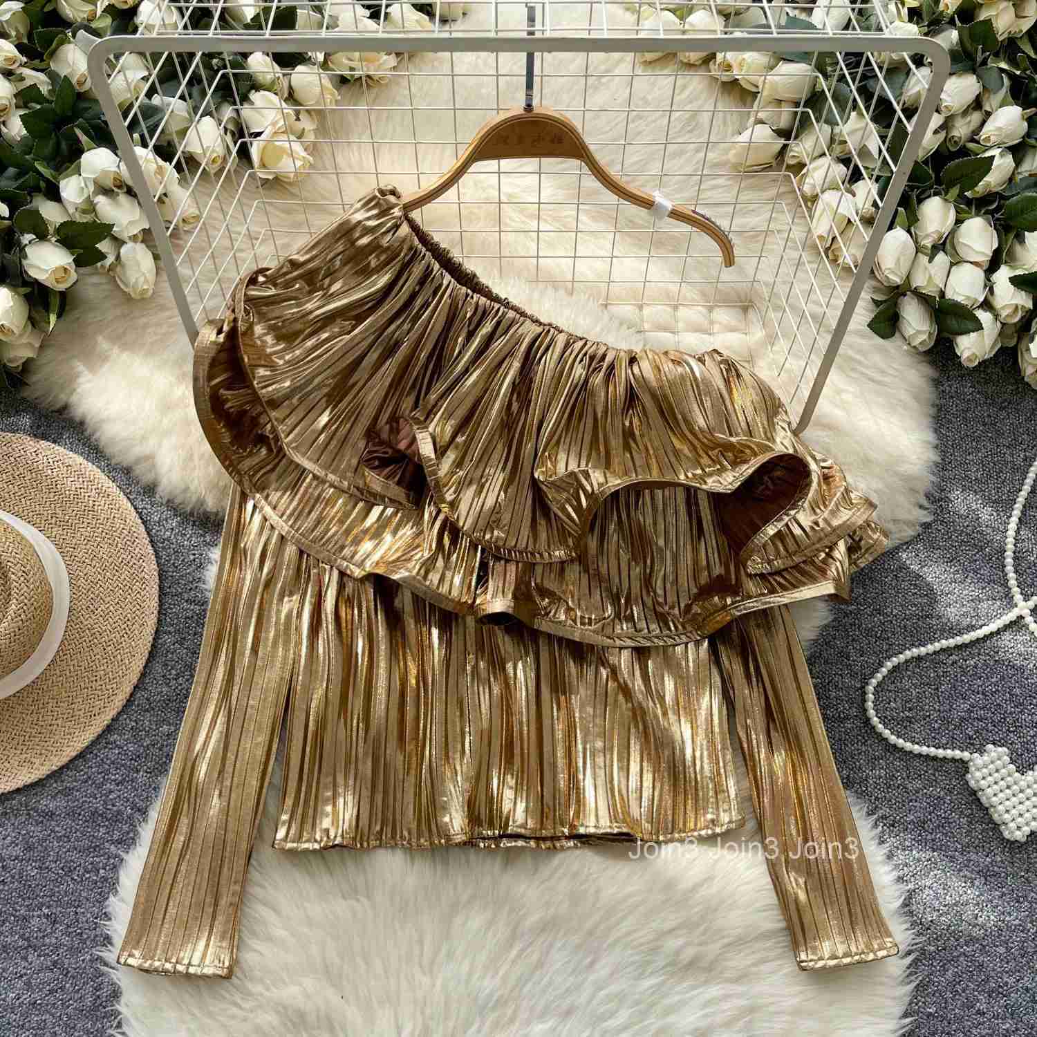 2025 Blusas Mujer De Moda Sexy Blouses for Women Long Sleeve Off Shoulder Shirts Ruffles Loose Pleated Temperament Tops Female