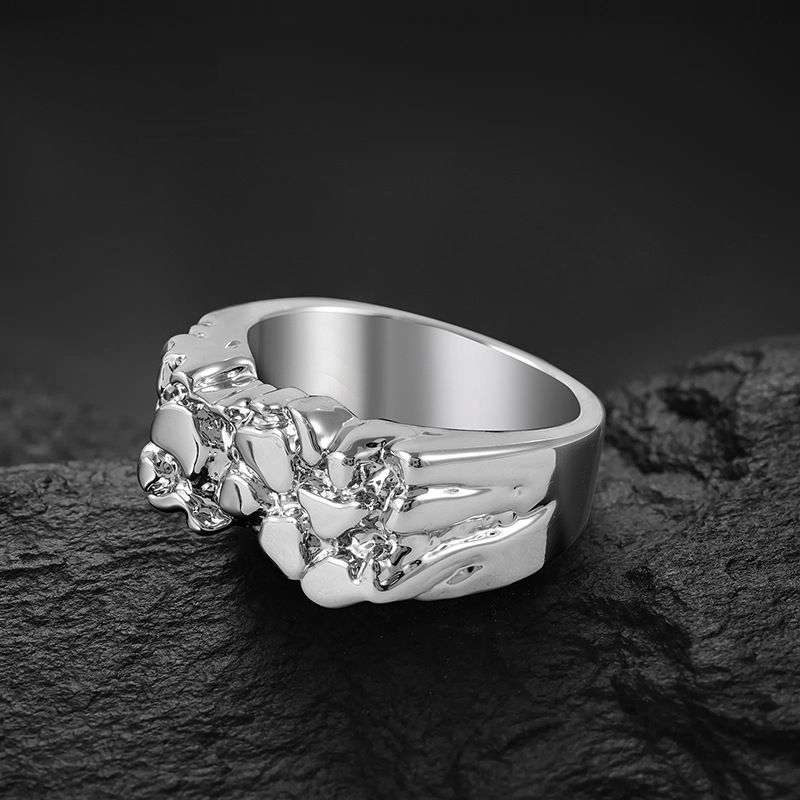 Luxury Designer Jewelry Unique Design Micro Pave Ring Minimalist Versatile Hammered Texture Trendy Hip Hop Ring