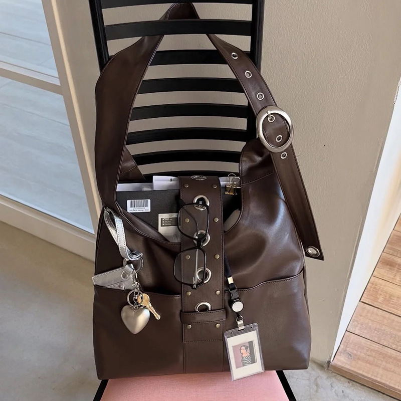 Free shipping designer bag Ins Internet Celebrity Retro High-end Fashion Oil Wax Leather Underarm Bag Crossbody Bag for Women Korean Niche 2025 Summer