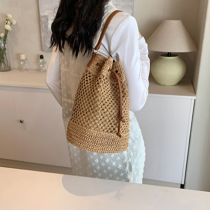 Free Shipping Luxury Woven Bag For Women New Fashion Bucket Bag Summer Designer Niche Bags Straw Bag Beach Shoulder Crossbody Bag Handbag