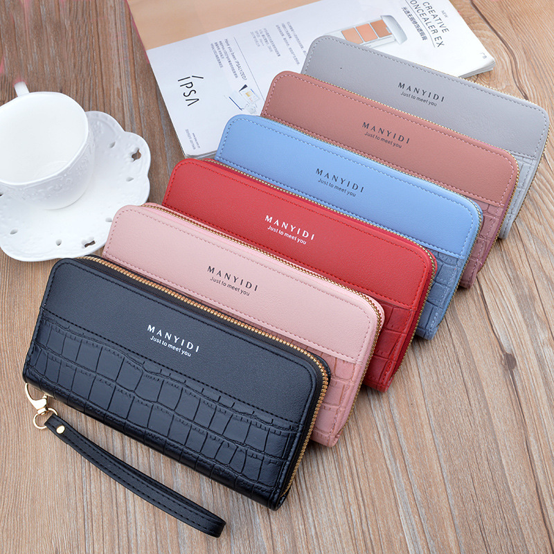 Free Shipping 2025 New Designer Bag New Style Women's Long Zipper Wallet Fashion Retro Large Capacity Phone Bag Crocodile Pattern Soft Leather Wa