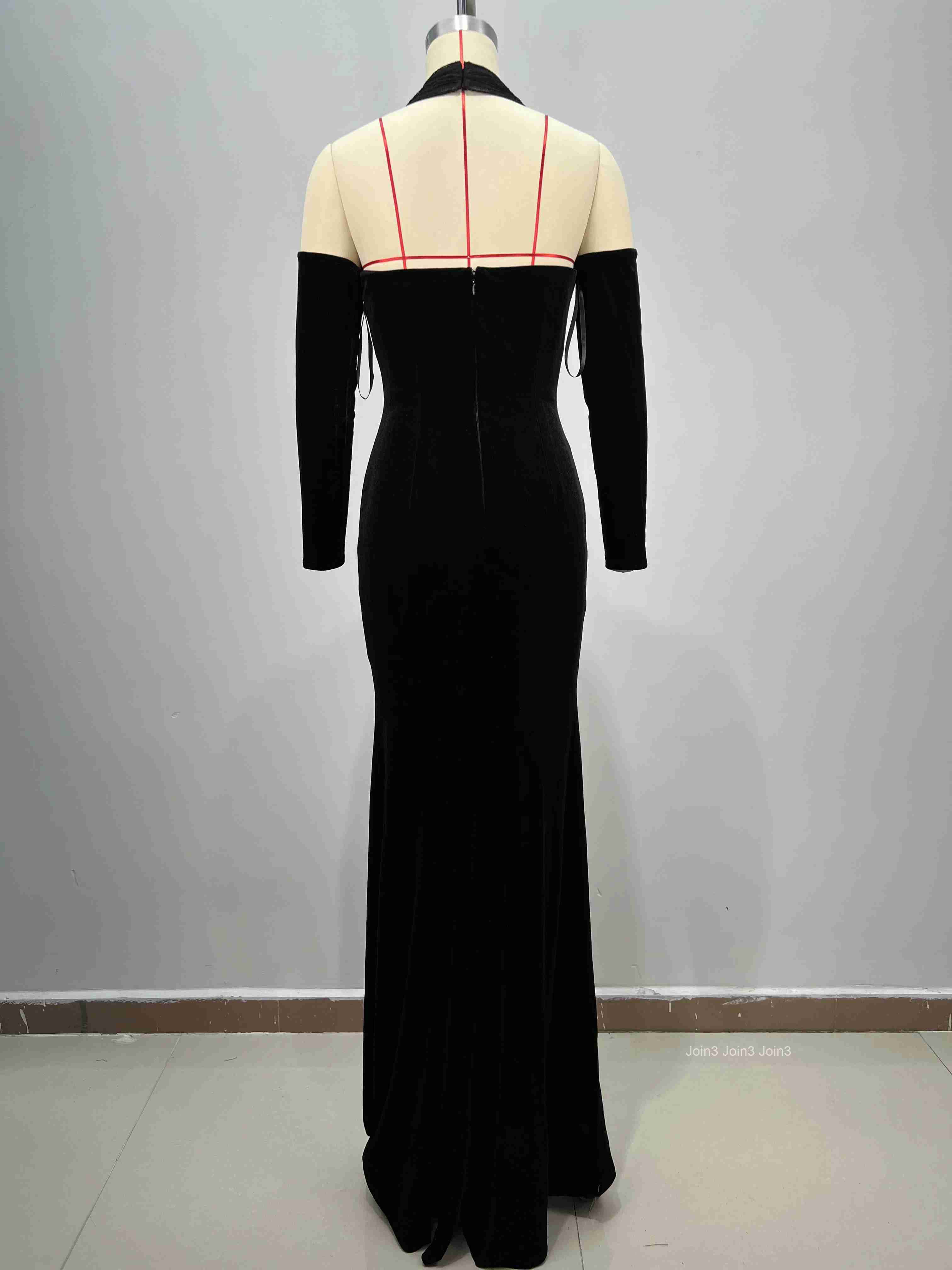 Chic Black Velvet Lace Evening Gown Sweetheart Neckline Long Sleeve Formal Dress for Gala Wedding Red Carpet Events