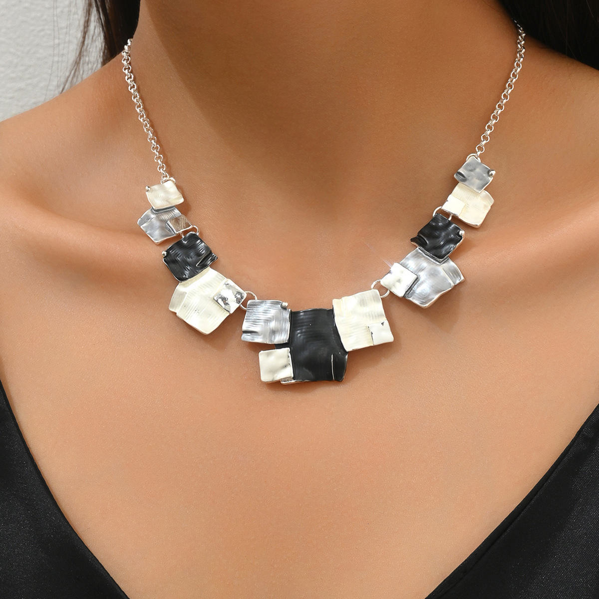Women's Corful Enamel Square Design Clavicle Chain Ocean Style Necklace