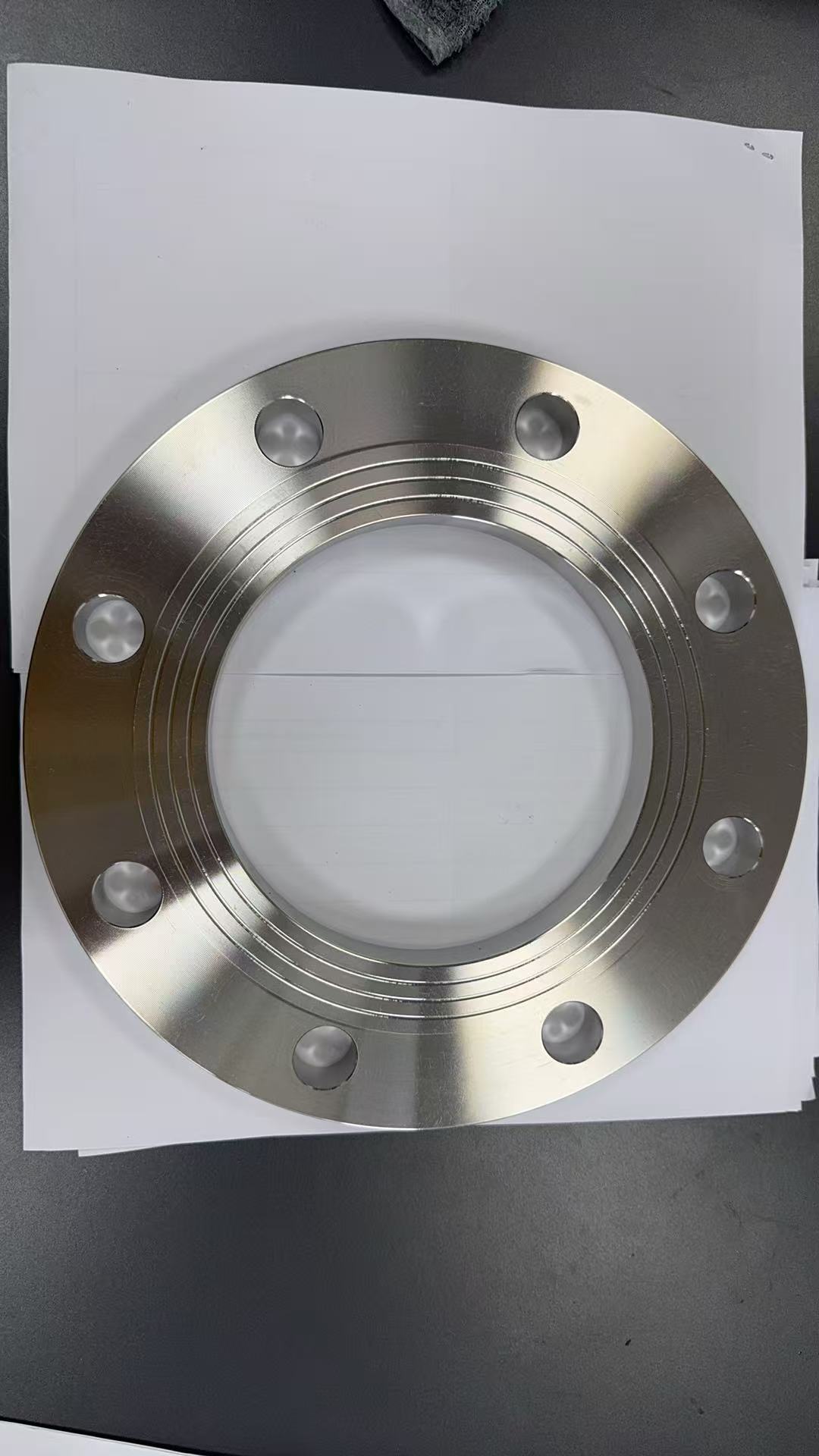 High-Quality 304 SS Weld Neck Flange for Industrial Use welding plate flange